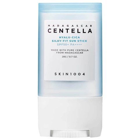 Сонцезахисний стік Madagascar Centella Hyalu-Cica Silky-fit Sun Stick SKIN1004 20 г 8809913830214 фото